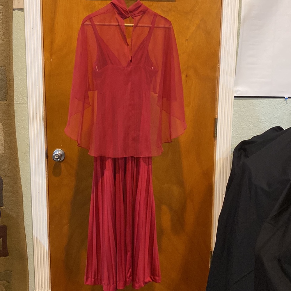 Red Formal Hand-Made Dark Red Dress - Picture 2 of 4